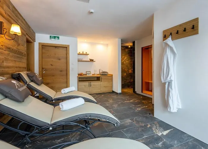 Schoenachhof مزرعة للإقامة جيرلوس