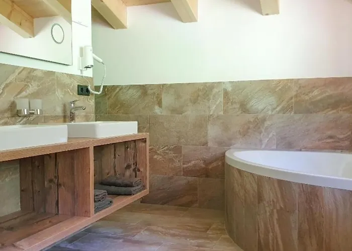 مزرعة للإقامة Schoenachhof *